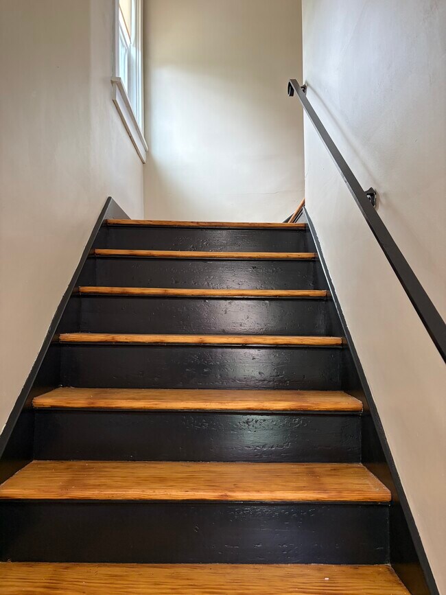 Foto del edificio - 5718 Munhall Rd