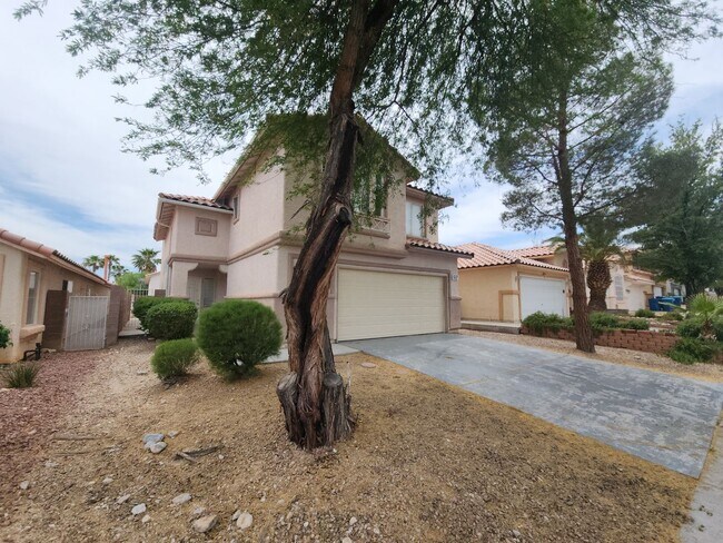 Foto del edificio - 9907 Sparrow Ridge Ave