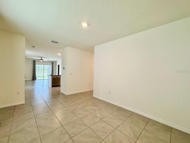 Foto del edificio - 16942 Trite Bend St