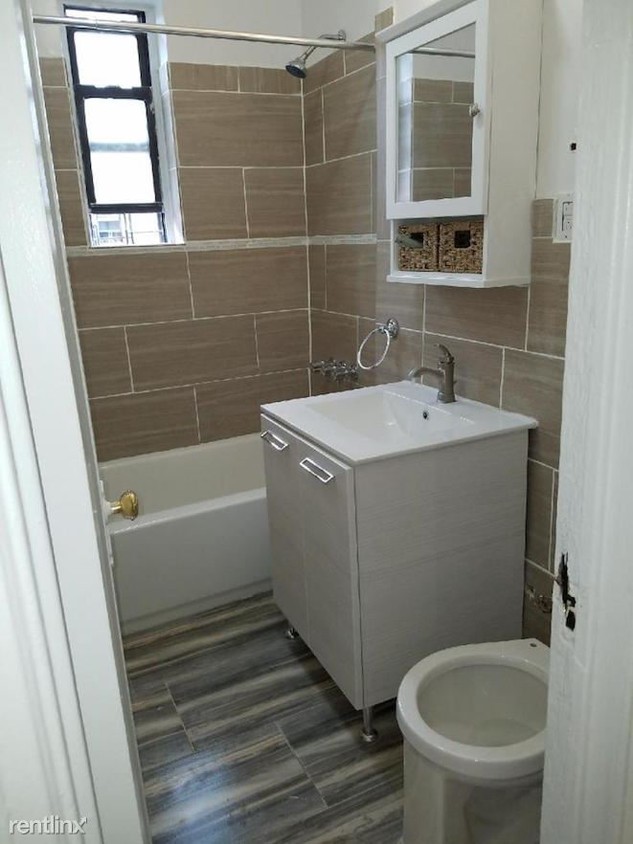 Foto principal - 3131 29th St