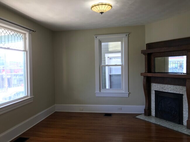 Foto del edificio - 606 Marshall Ave SW