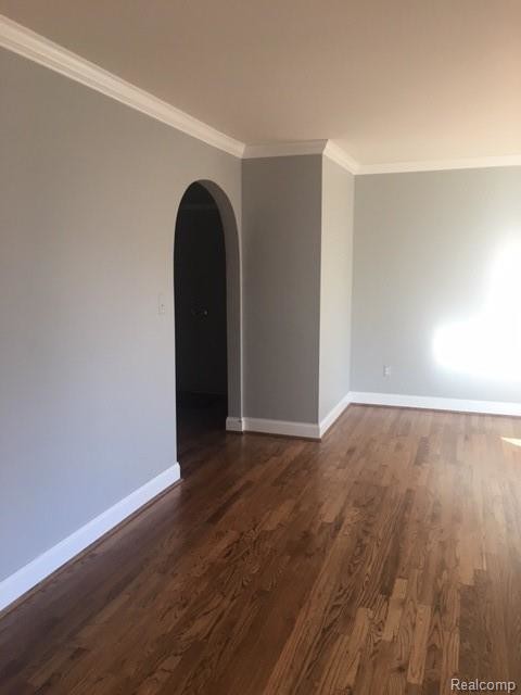 Foto del edificio - 4043 W Maple Rd