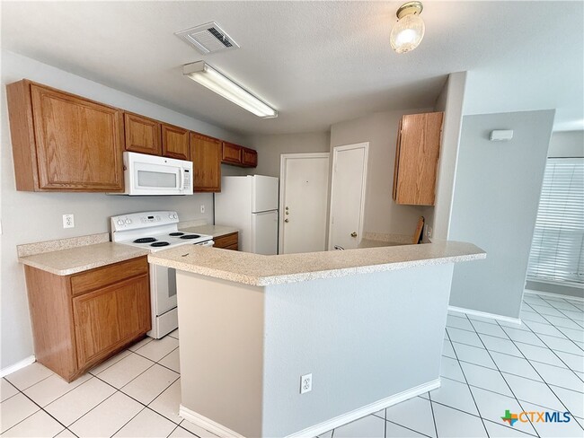 Building Photo - 2754 FM1044