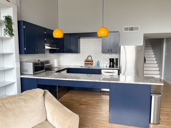 Photo - 500 N Duke St Apartment