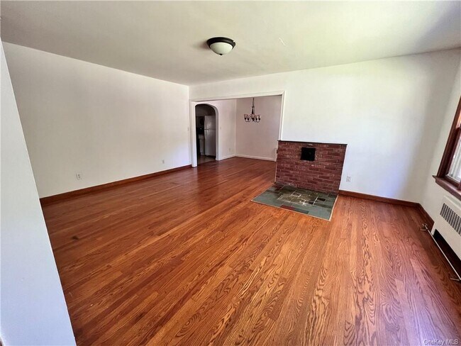 Building Photo - 178 Mt Airy Rd