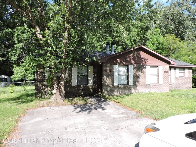Building Photo - 171 Hummingbird Ave