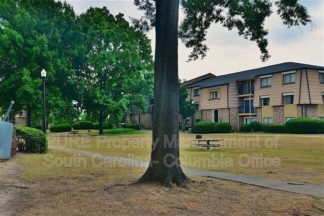 Building Photo - 1222 Old Manor Rd