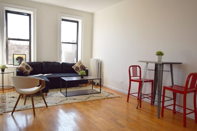 Foto del edificio - 4848 Broadway
