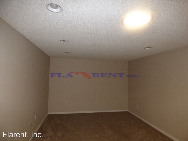 Building Photo - 1160 Calle Del Norte