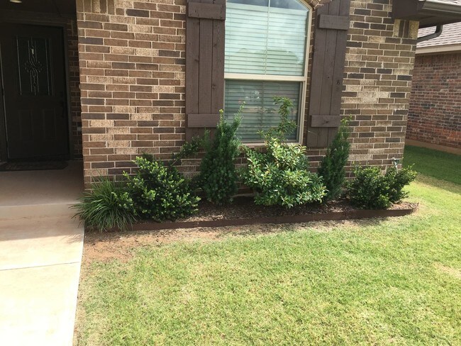 Foto del edificio - 3 br, 2 bath House - 8716 SW 36th