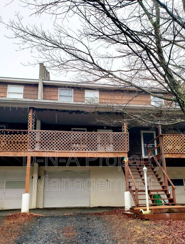 Primary Photo - 183 Munch Dr