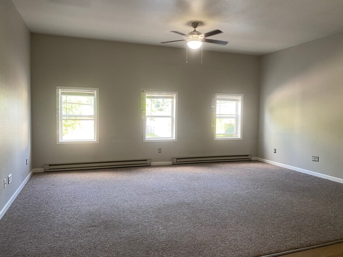 3829 N Main St, Marion, NY 14505 Apartments in Marion, NY