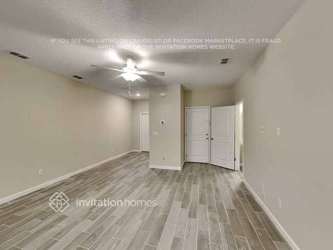 Building Photo - 13234 Shore Grass Dr