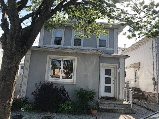 Primary Photo - 172 Hickory Ave