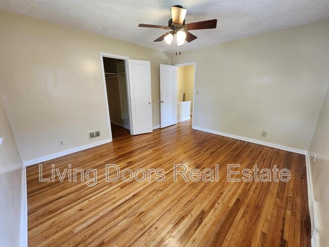 Foto del edificio - 312 S 47th St