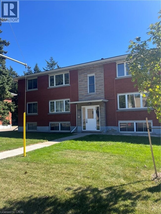 Building Photo - 775 Frederick St