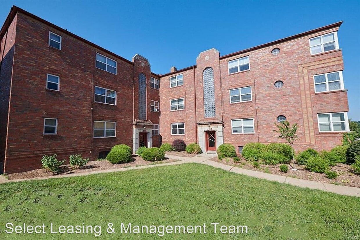 Primary Photo - 5816-5828 Lindenwood Ave