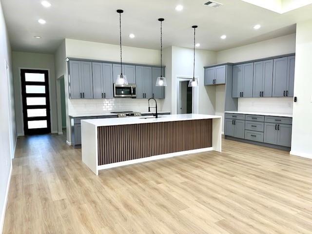 Building Photo - 209 Cotton Dr