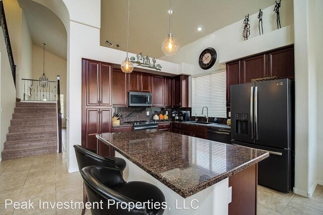 Building Photo - 5 br, 3 bath House - 2522 W GRANITE PASS RD