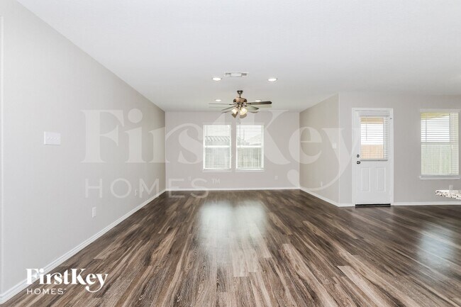 Foto del edificio - 17706 Red Sage Ct
