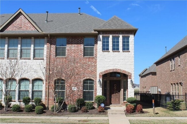 Photo - 4209 Comanche Dr Townhome