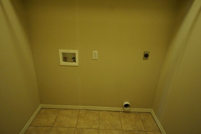 Foto del edificio - 1807 Wilder Ln