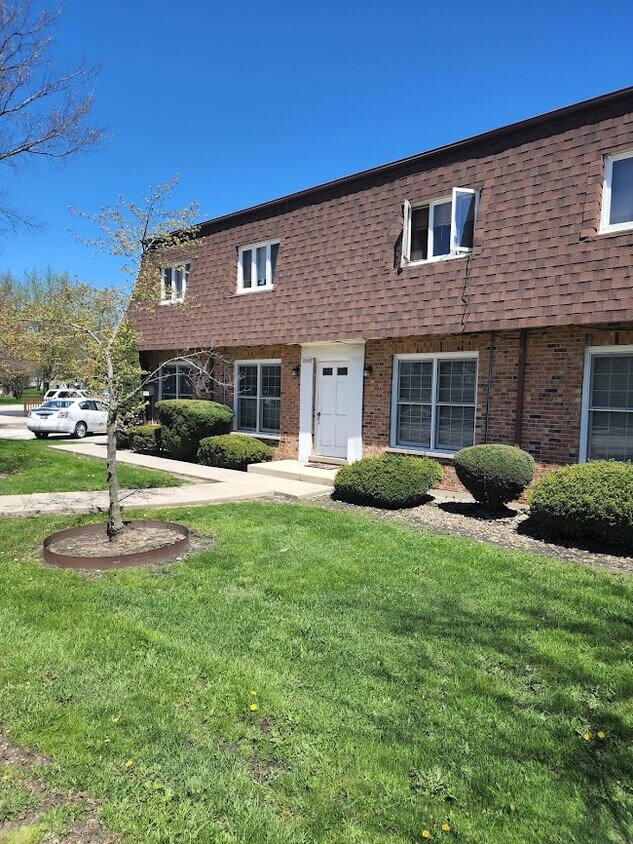 19647 Wolf Road - 19647 Wolf Rd