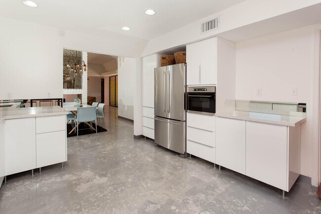 Foto del edificio - 7102 N 11th Dr