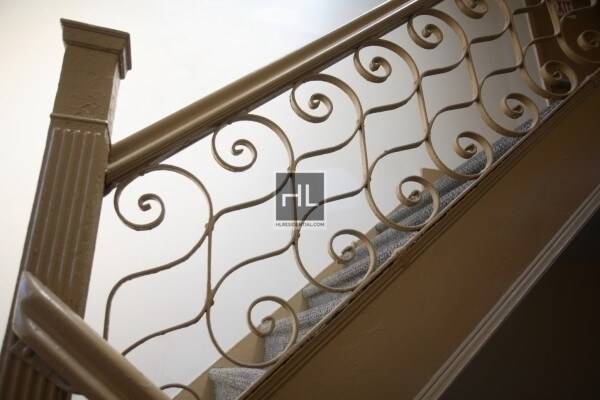 Foto del edificio - Prime Soho 1 Bed 1 Bath Apt