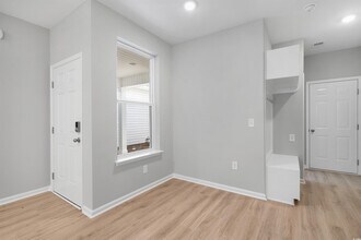 Building Photo - 4085 Taranto Lp
