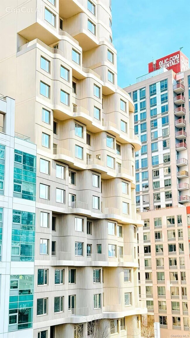 Foto del edificio - 24-01 Queens Plaza N