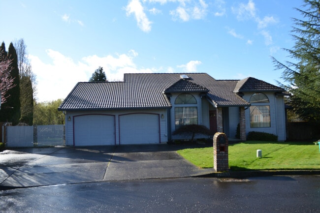 Photo - 12606 NE 37th Ct House