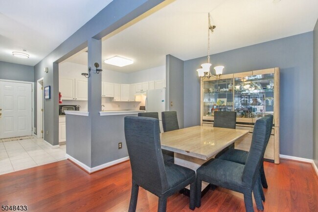 Building Photo - 115 Barrister Dr
