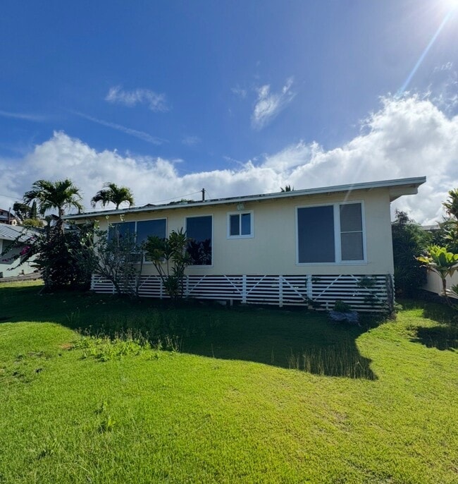 Building Photo - 1326 Alewa Dr