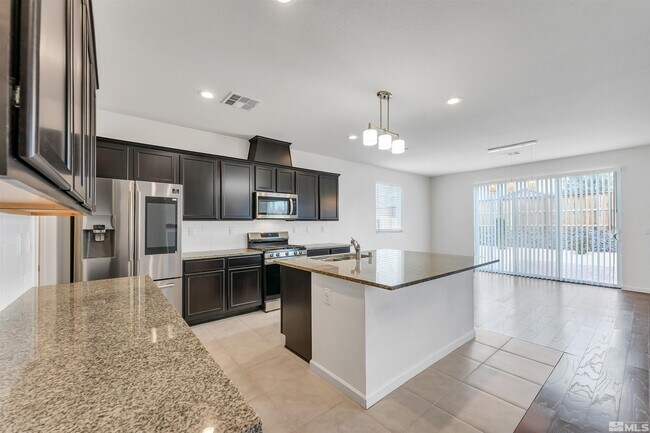 Building Photo - 7998 Hat Creek Dr