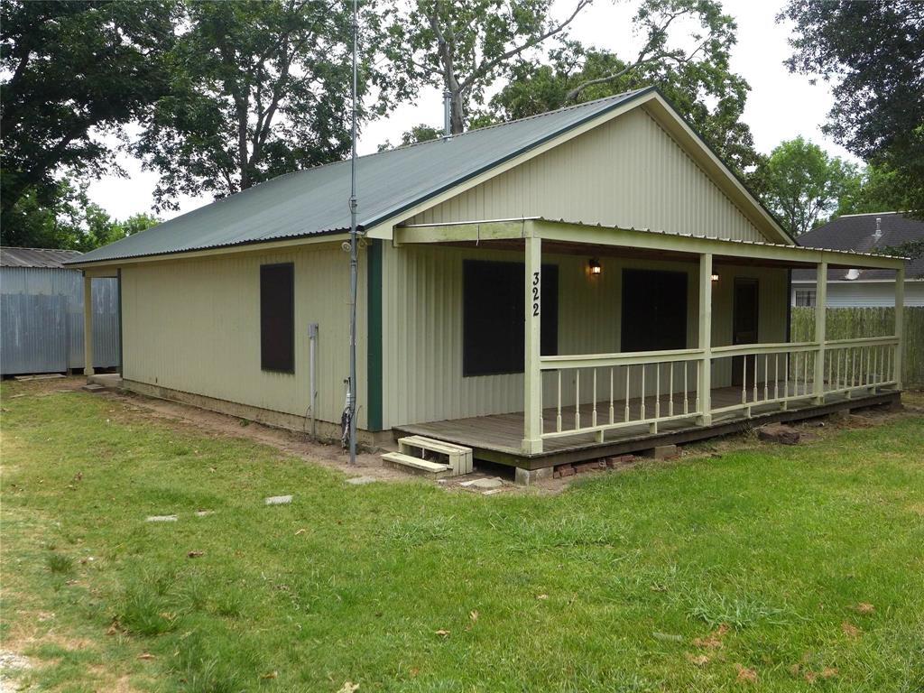 Primary Photo - 322 Sabine St