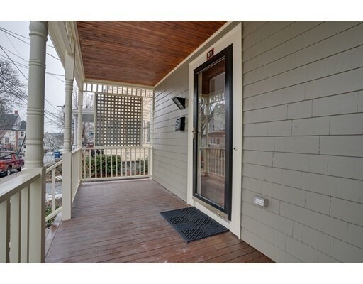 Building Photo - 73 Chandler St