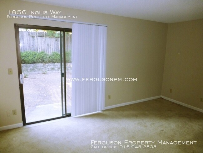 Foto del edificio - Roseville Duplex in a Great Location