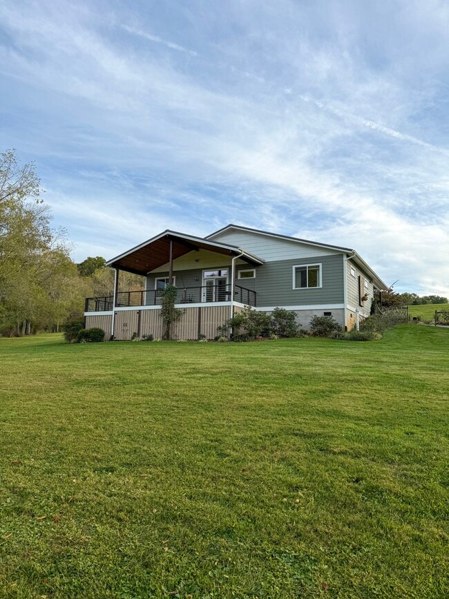 Building Photo - 97 Mulligan Dr