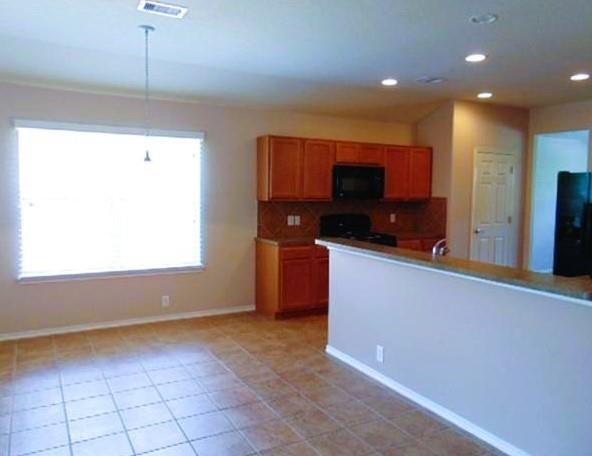 Foto del edificio - 4717 Woodspring Glen Ln