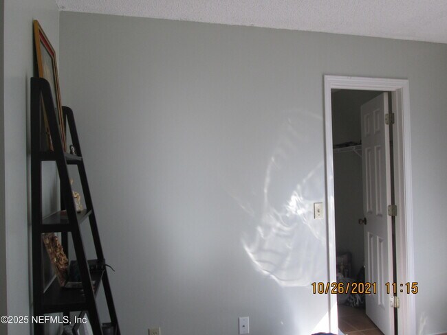 Foto del edificio - 4496 Arch Creek Dr