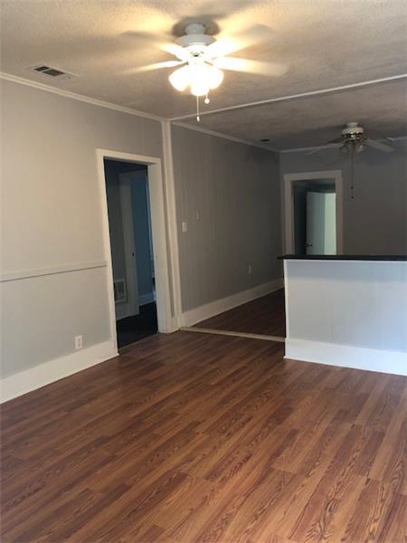 Foto del edificio - 304 N Criswell St