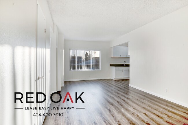 Building Photo - ~1 Month FREE~ Recently Updated Two Bedroo...