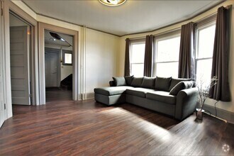Building Photo - 306 Bryant Ave
