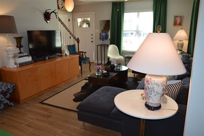 Foto del edificio - 5505 Montview St
