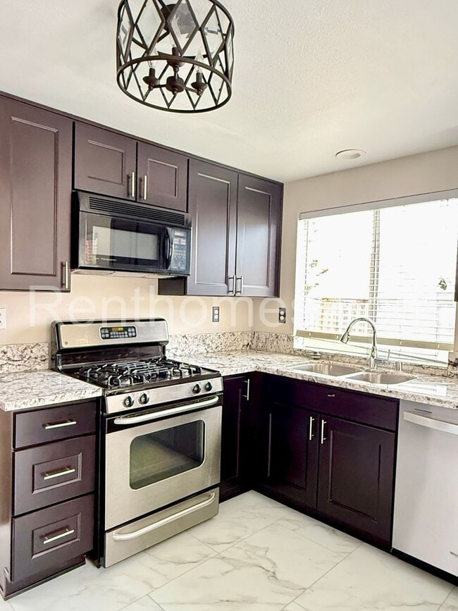 Building Photo - 11521 Kirby Pl