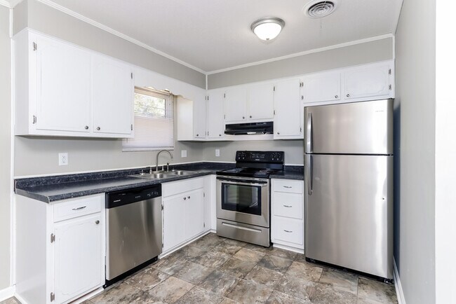 Building Photo - Beautifully Updated All Brick Ranch