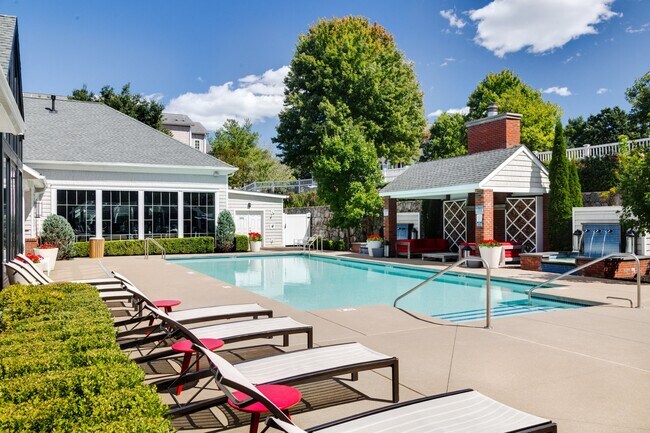 Foto del edificio - The Residences at Stevens Pond