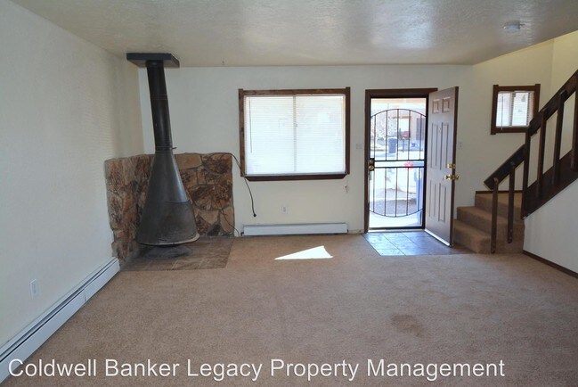 Building Photo - 505 Dorado Pl SE