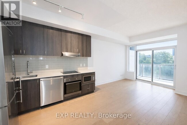 Building Photo - 7 Kenaston Gardens